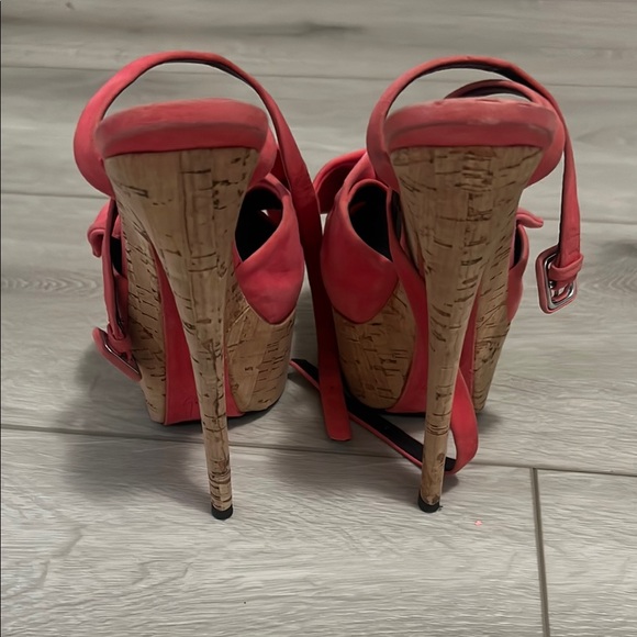 Giuseppe Zanotti Coral Bow Platform Heels - Picture 4 of 4